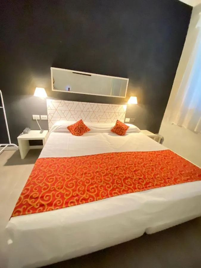 Hotel Villa Giovanna Milano 0*, Milan